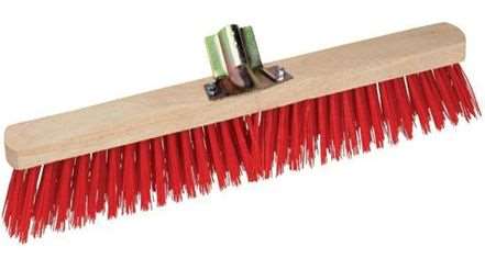 Image de BALAI CANTONNIER 60CM MONTURE BOIS DOUILLE FER